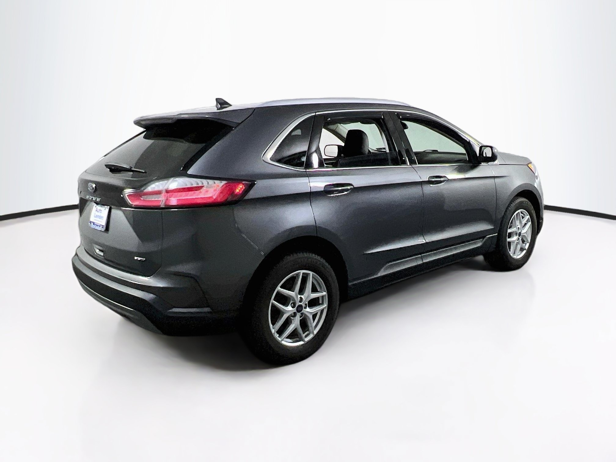 Used 2022 Ford Edge SEL AWD/4WD image 5