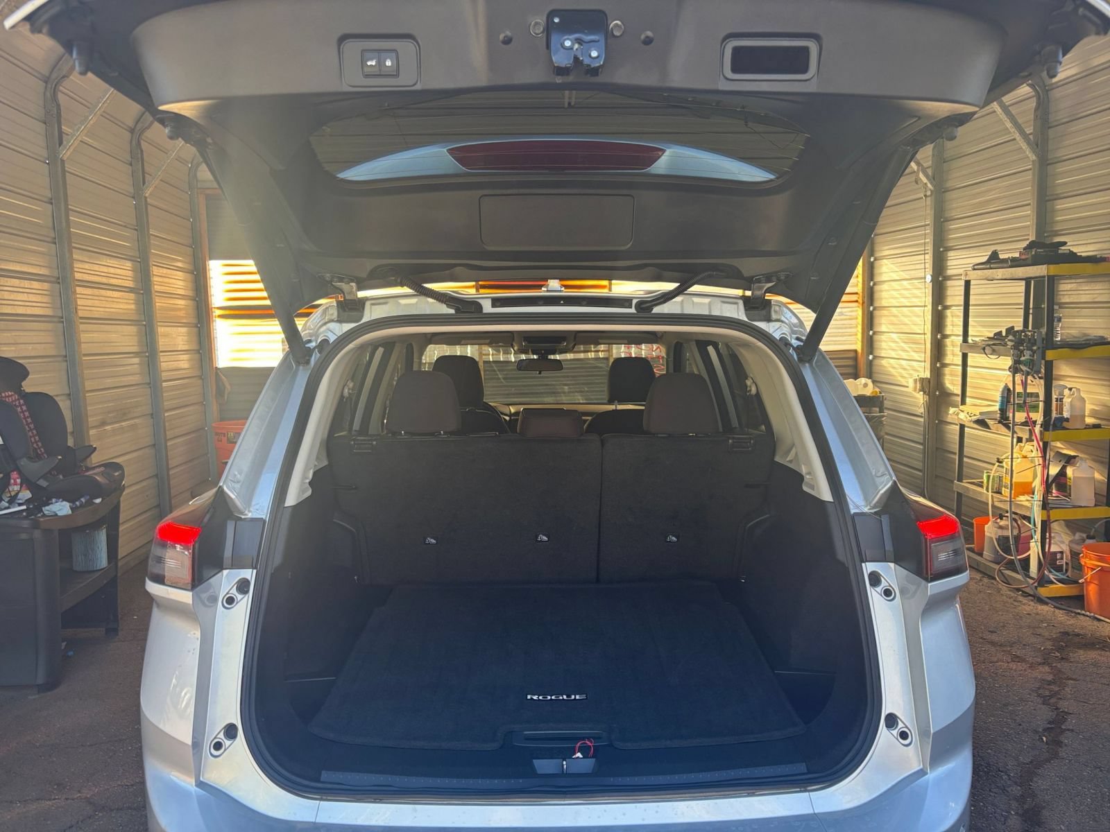Used 2025 Nissan Rogue SV AWD/4WD image 30