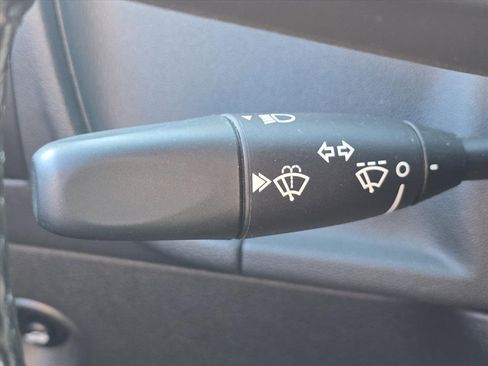 Used 2009 Dodge Challenger SE image 18