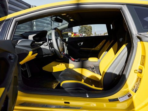 Used 2023 Lamborghini Huracan Tecnica image 37