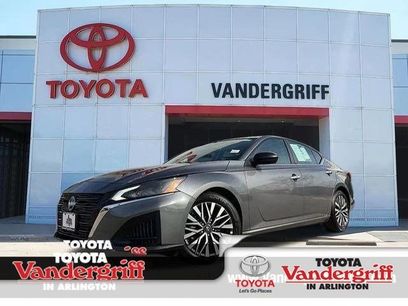 Used 2025 Nissan Altima 2.5 SV