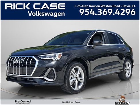 Used 2023 Audi Q3 2.0T Premium w/ Convenience Package AWD/4WD image 1