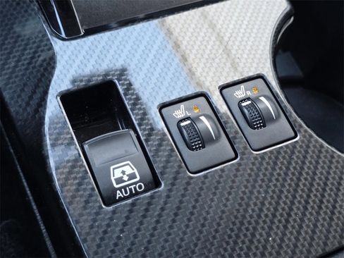 Used 2021 Toyota 4Runner TRD Off-Road Premium image 26