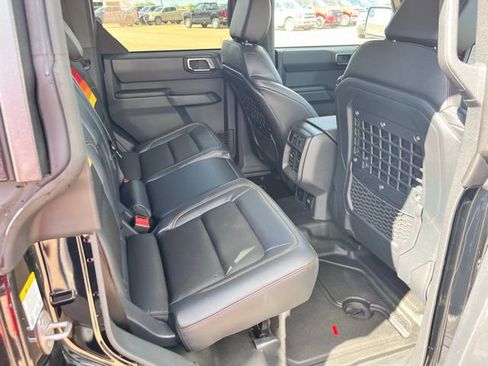 New 2025 Ford Bronco Big Bend w/ Black Diamond Package image 17