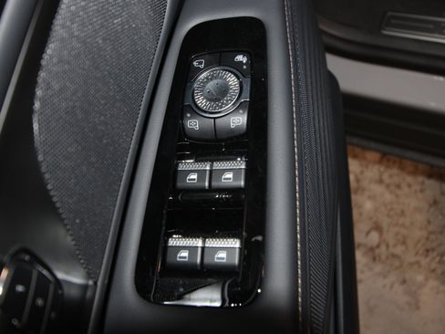 New 2026 Lincoln Nautilus Premier w/ Jet Appearance Package image 5