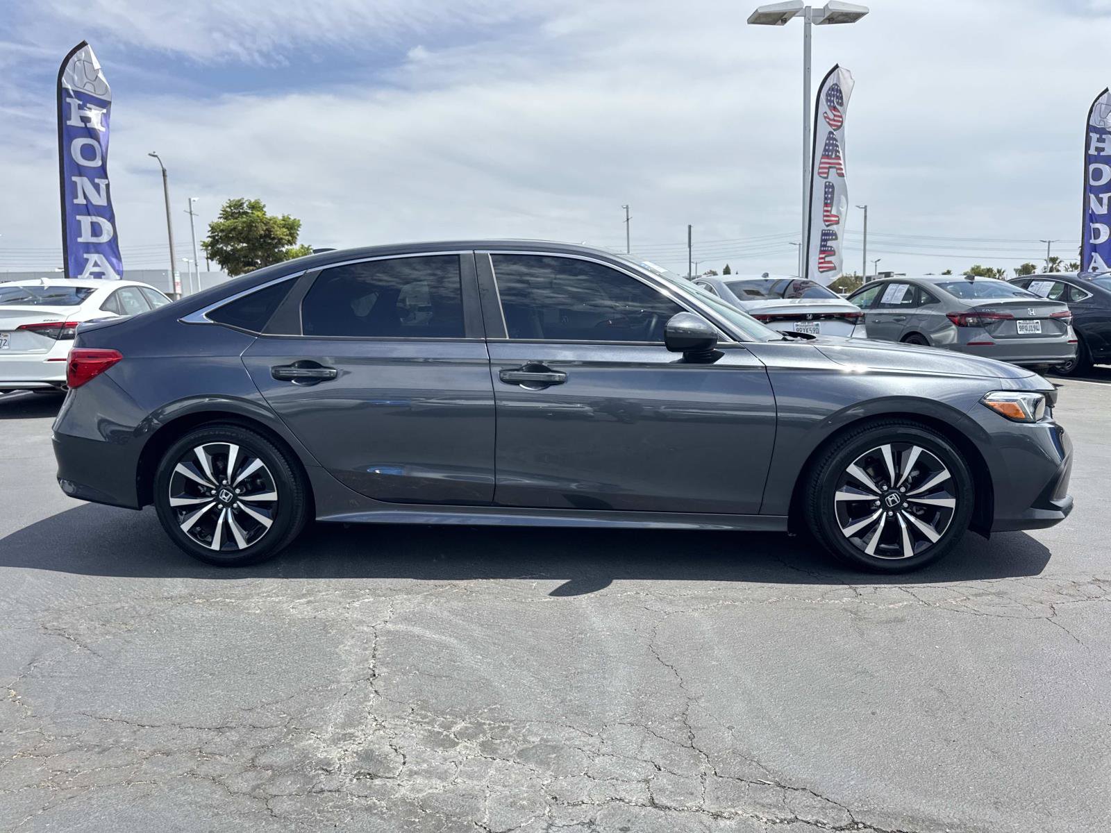 Used 2024 Honda Civic EX image 6