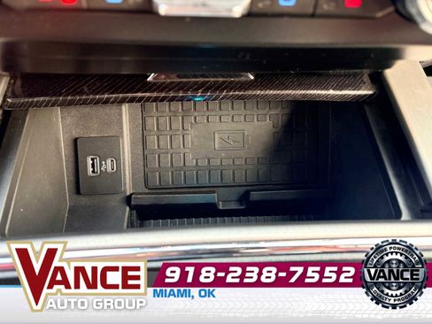 Used 2022 Ford F350 Platinum image 24