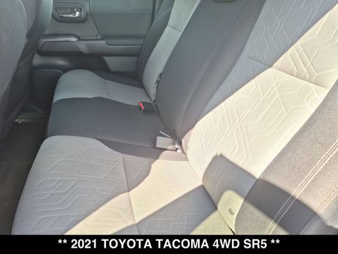 Used 2021 Toyota Tacoma SR5 AWD/4WD image 26