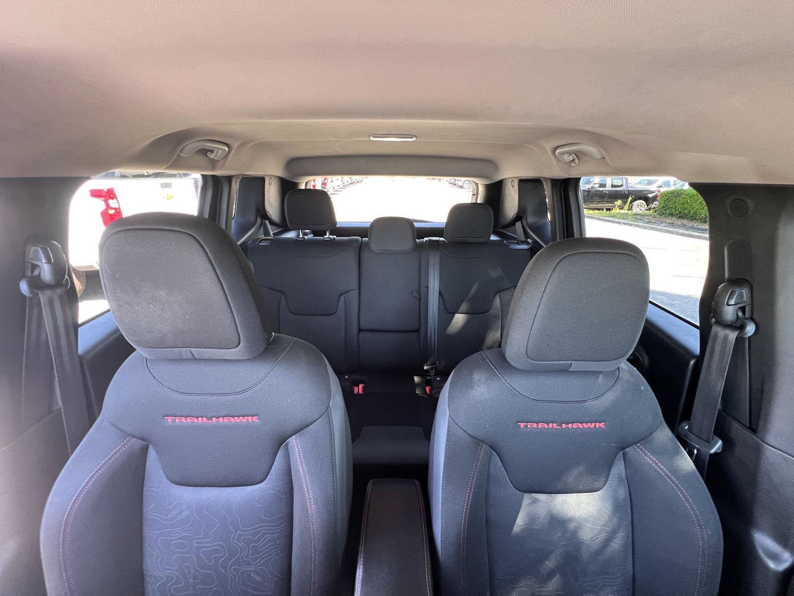 Used 2021 Jeep Renegade Trailhawk AWD/4WD image 44