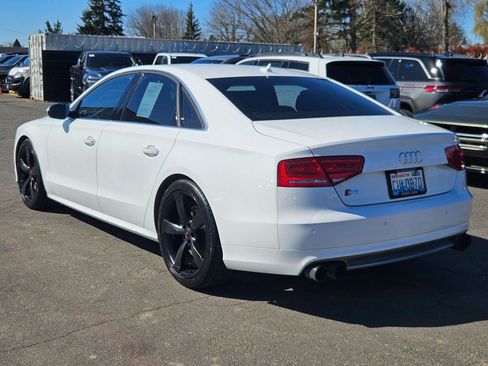 Used 2014 Audi S8 image 5