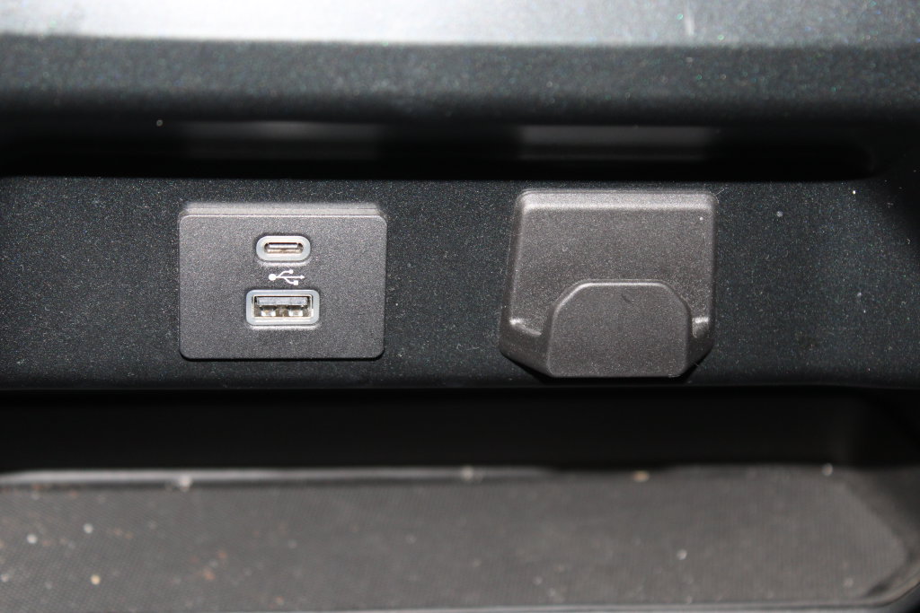 Used 2023 Ford F150 XLT AWD/4WD image 39
