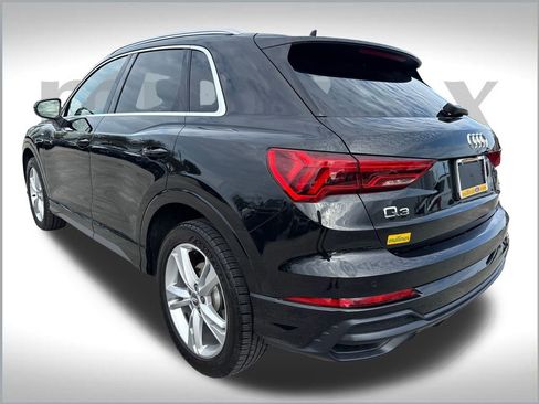 Used 2020 Audi Q3 2.0T Premium image 9
