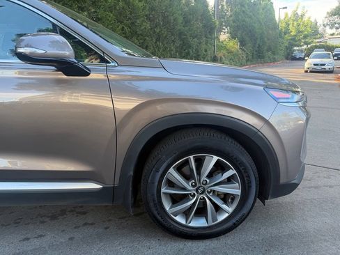 Used 2020 Hyundai Santa Fe SEL w/ Convenience + Premium Package AWD/4WD image 3