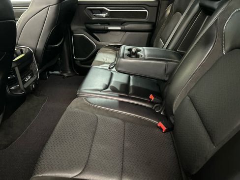 Used 2023 RAM 1500 Laramie AWD/4WD image 5