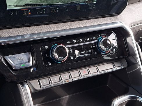 New 2026 GMC Sierra 2500 Denali w/ Denali Reserve Package image 30