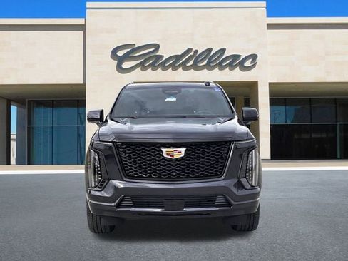 New 2026 Cadillac Escalade ESV Sport w/ LPO, Floor Liner Package image 7