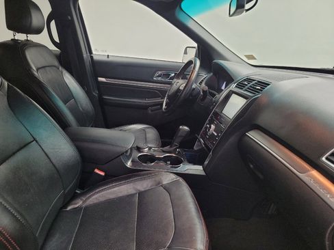 Used 2016 Ford Explorer Sport image 21