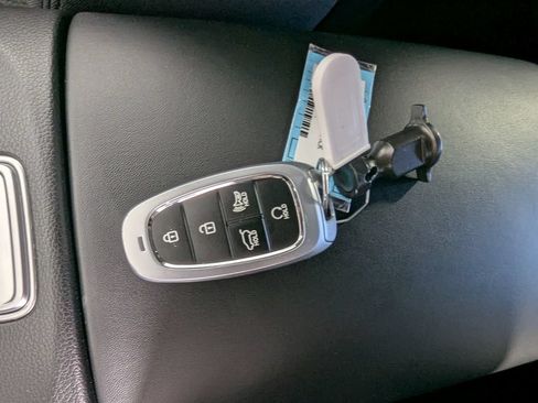 Used 2023 Hyundai Santa Fe SEL FWD image 28