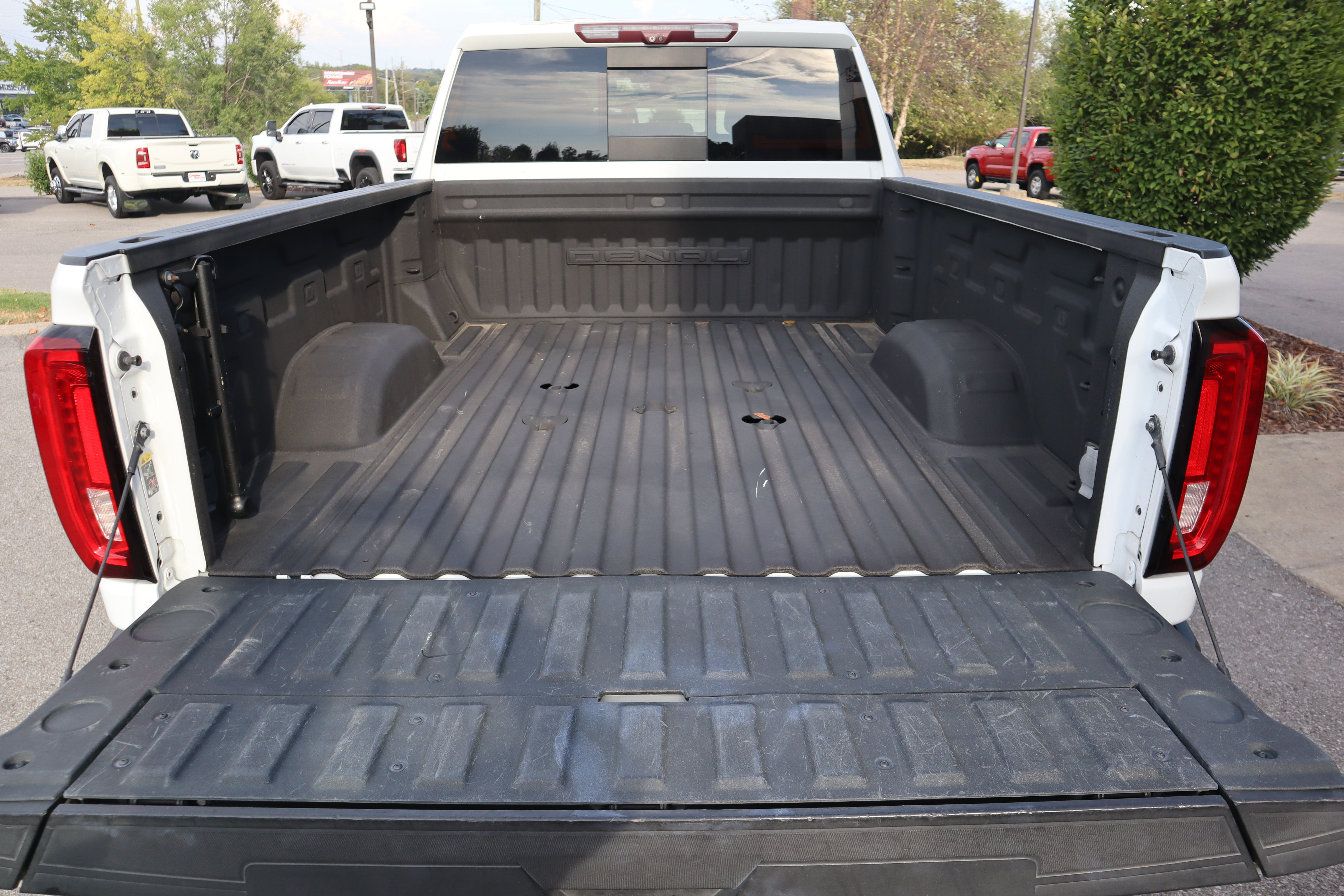 Used 2020 GMC Sierra 2500 Denali w/ Denali Ultimate Package AWD/4WD image 33