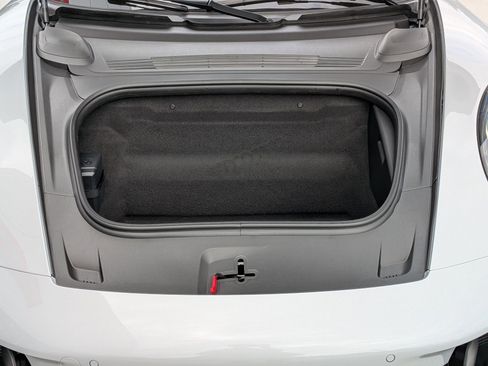 Used 2025 Porsche 911 Carrera 4 GTS image 23