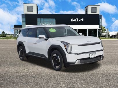 New 2026 Kia EV9 Wind