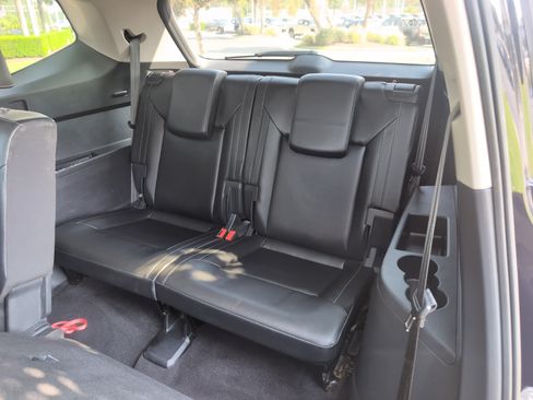 Used 2019 Volkswagen Atlas SE w/ Panoramic Sunroof Package FWD image 31