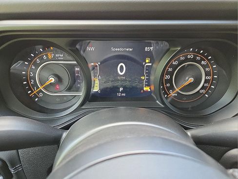 New 2025 Jeep Gladiator Mojave w/ Steel Bumper Group image 23