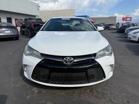 Used 2016 Toyota Camry SE image 8
