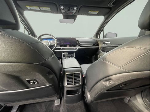 Used 2023 Kia Sportage X-Pro AWD/4WD image 16