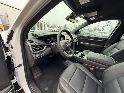 New 2026 GMC Acadia Elevation w/ Elevation Premium Package AWD/4WD image 11