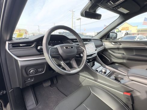 New 2026 Jeep Grand Cherokee Limited w/ Limited Altitude Package image 12