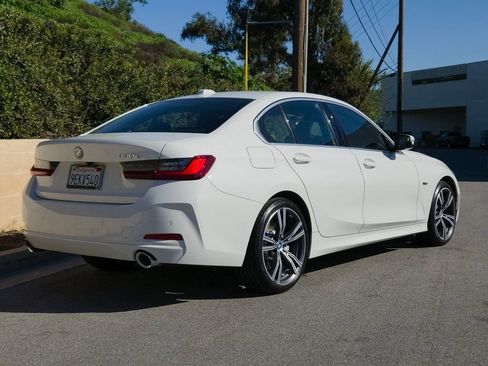 Used 2023 BMW 330e w/ Driving Assistance Package image 10