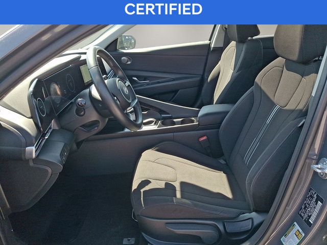 Certified 2025 Hyundai Elantra SEL FWD image 12
