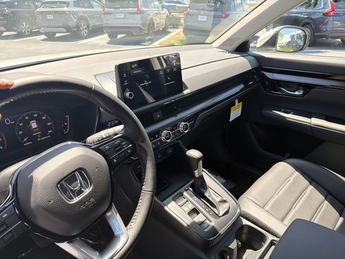 Certified 2025 Honda CR-V EX image 26