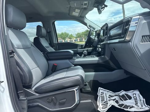 Used 2023 Ford F150 Lariat image 10