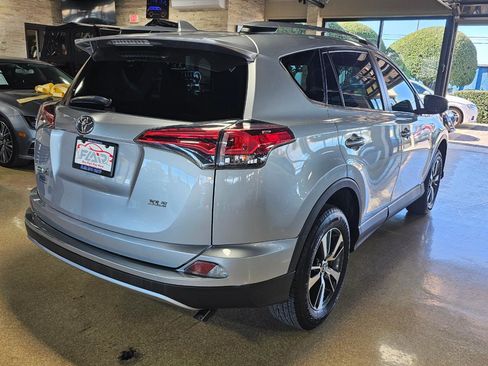 Used 2018 Toyota RAV4 XLE w/ Plus Extra Value Package image 7