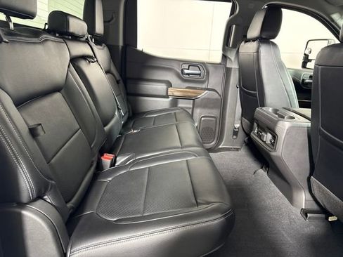 Used 2020 Chevrolet Silverado 1500 LT Trail Boss image 15