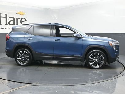 Used 2024 GMC Terrain SLT w/ Infotainment Package II
