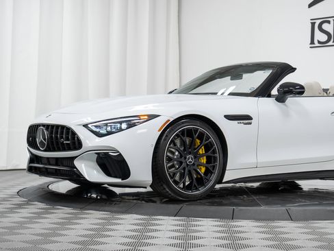 Certified 2022 Mercedes-Benz SL 63 AMG 4MATIC image 30