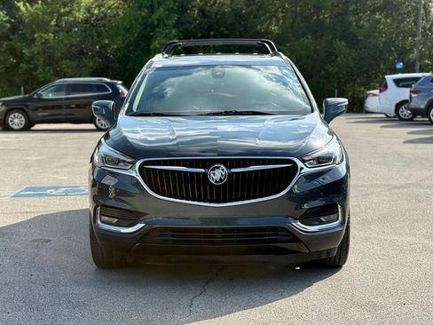 Used 2019 Buick Enclave Premium w/ Experience Buick Package FWD image 9