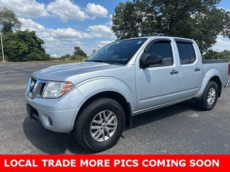 Used 2019 Nissan Frontier SV image 1