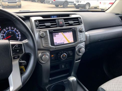 Used 2014 Toyota 4Runner SR5 image 14