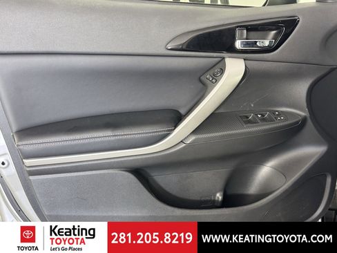 Used 2024 Mitsubishi Eclipse Cross SE image 10