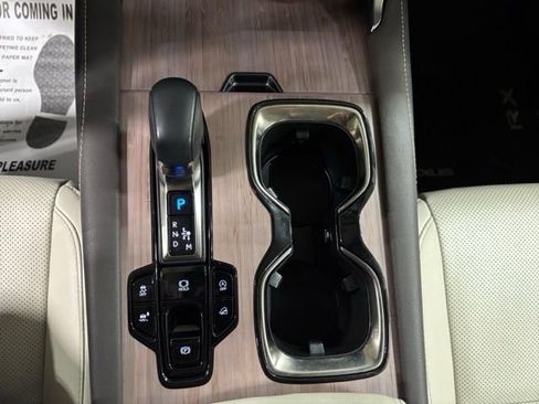 Used 2023 Lexus RX 350 Premium w/ Accessory Package AWD/4WD image 22