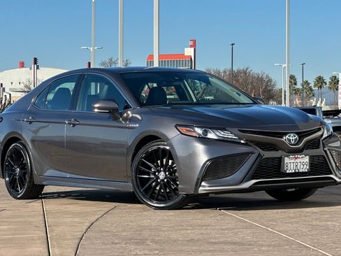 Certified 2021 Toyota Camry XSE image 2