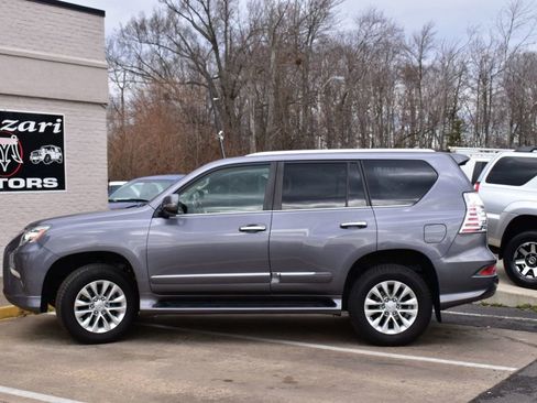 Used 2015 Lexus GX 460 w/ Premium Package image 3