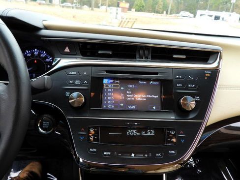 Used 2013 Toyota Avalon XLE image 47