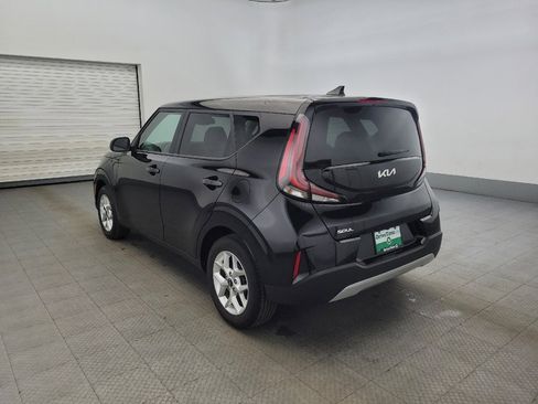 Used 2023 Kia Soul S image 5