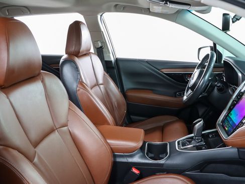 Used 2021 Subaru Outback Touring w/ Popular Package #2 AWD/4WD image 27