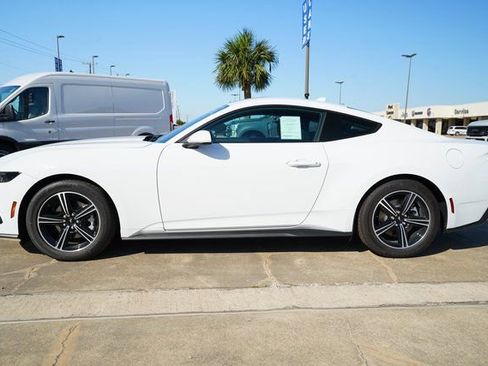 New 2025 Ford Mustang Coupe image 5